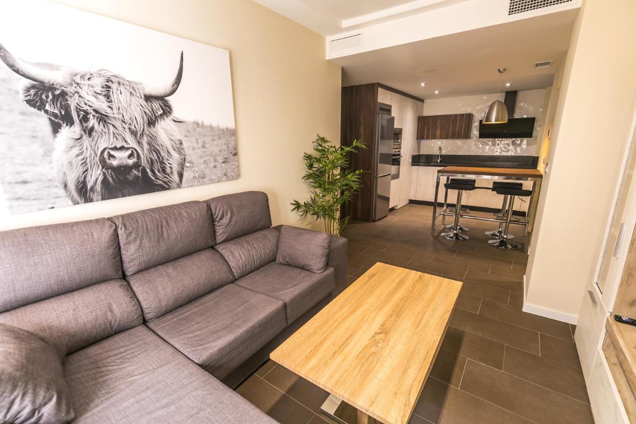 하엔 Centrico Y Moderno Con Piscina Y Parking 아파트 외부 사진