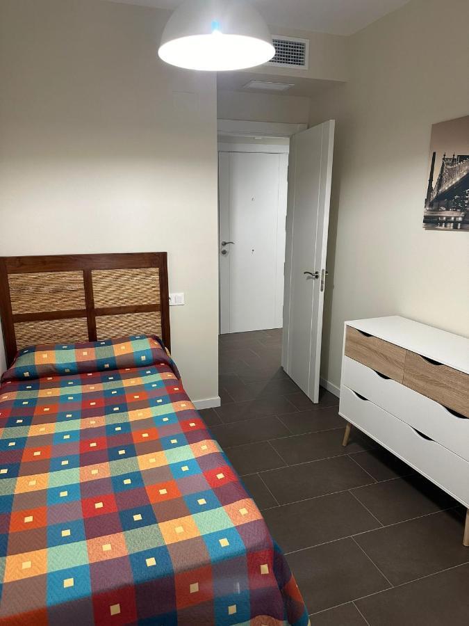 하엔 Centrico Y Moderno Con Piscina Y Parking 아파트 외부 사진